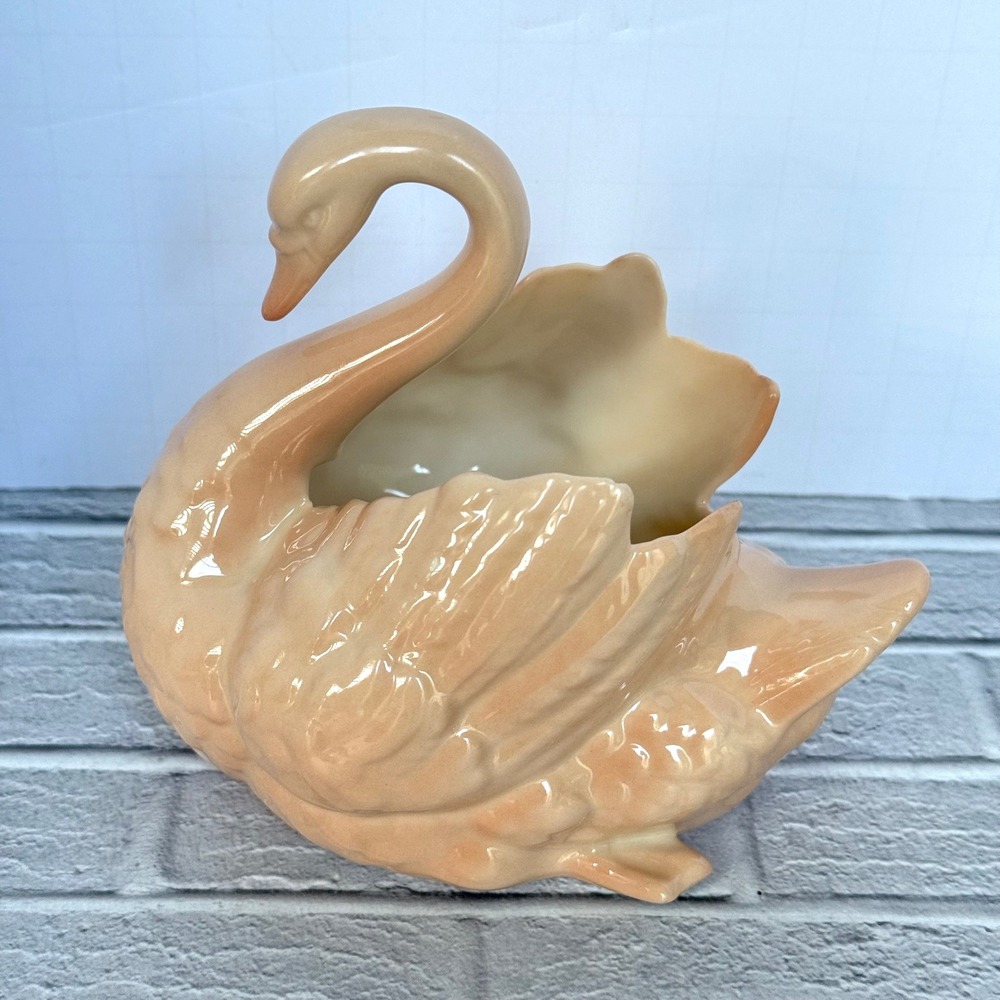 Vtg. Lenox Swan Trinket Figurine Dish Peach/Pink Ceramic Made in USA Green Mark